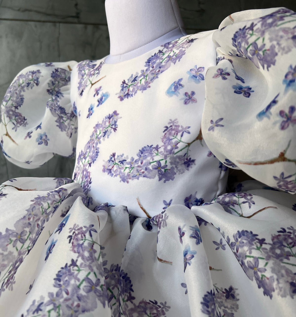 Lilac print organza frock with bow, photo 3 of 5